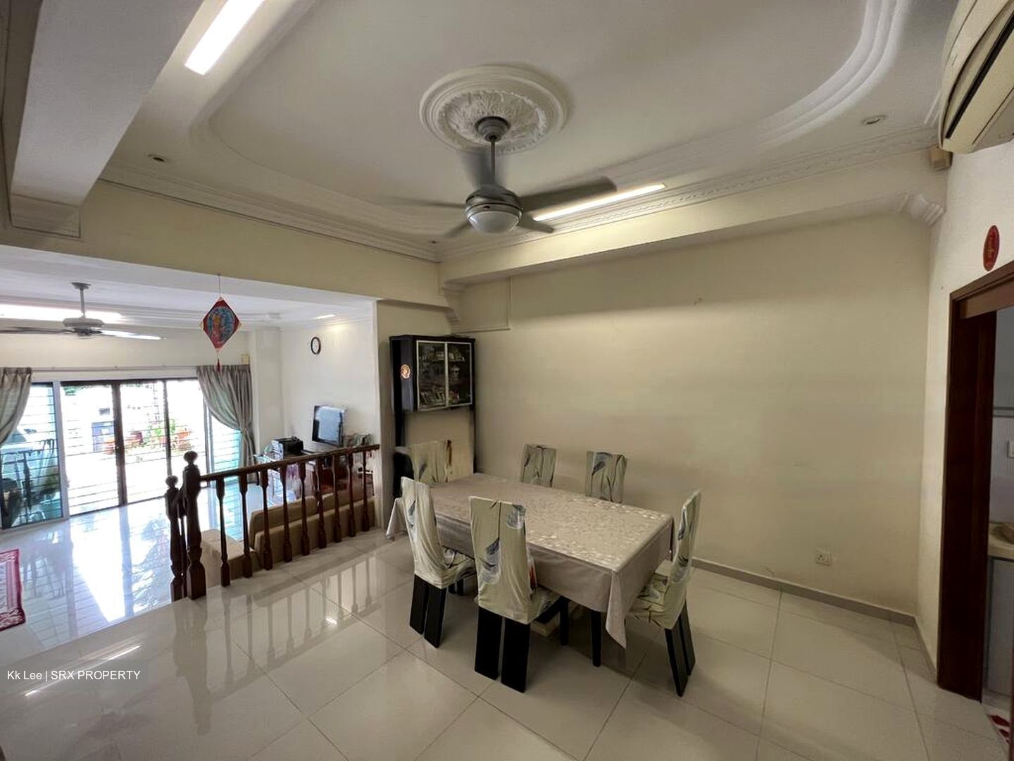 Glasgow Road (D19), Terrace #468445861